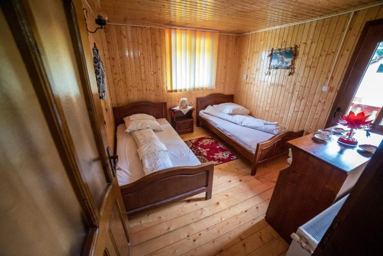 Cabana Cret Ocoale Exteriör bild